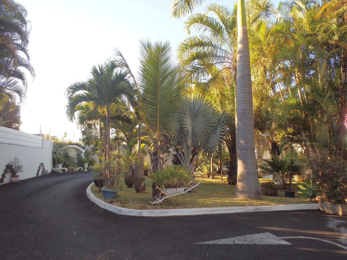 Hotel Residence Le Phoenix Saint Pierre Luaran gambar