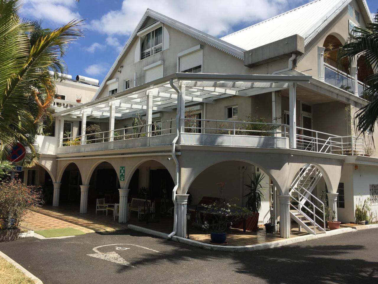 Hotel Residence Le Phoenix Saint Pierre Luaran gambar